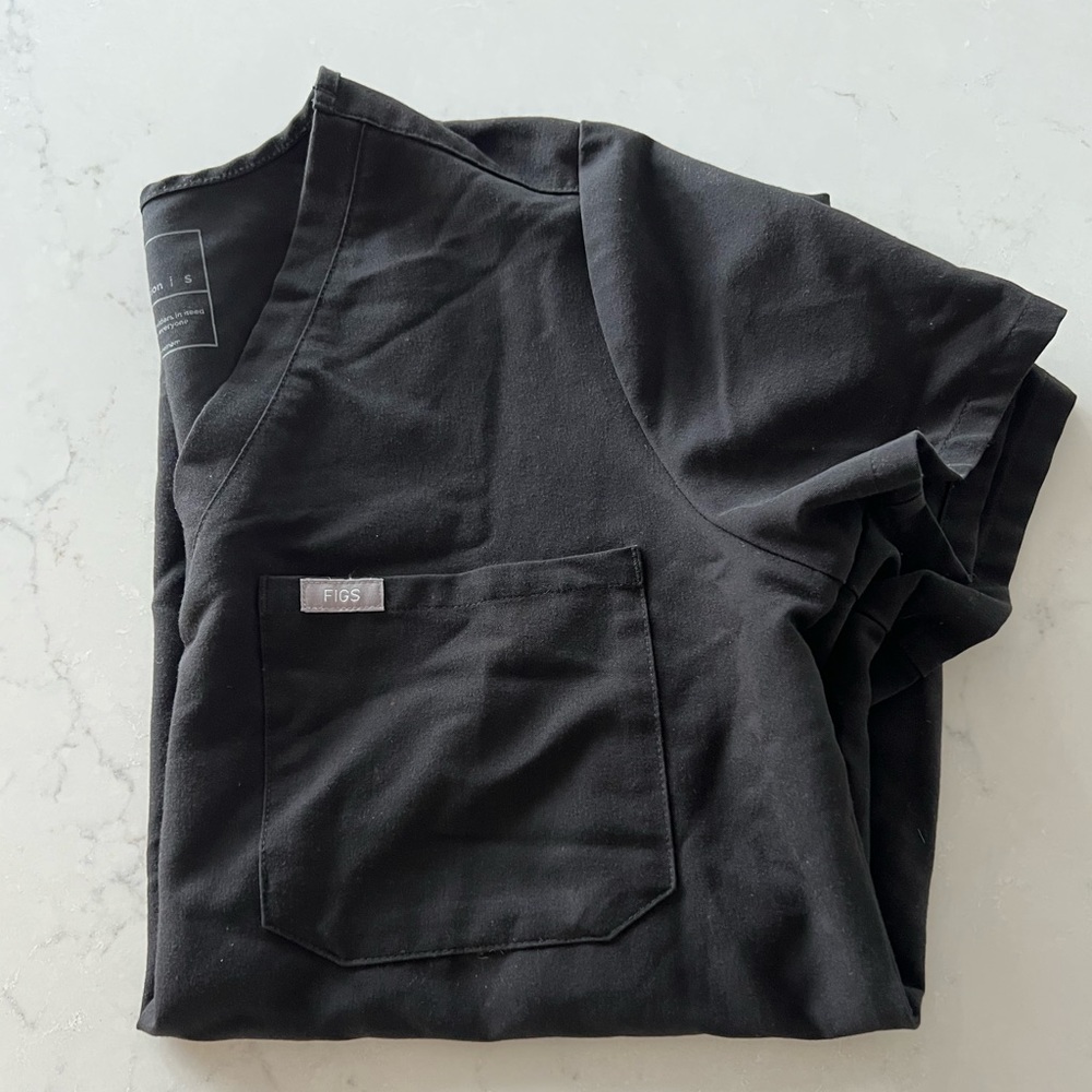 Small Figs Catarina Top in Small Black